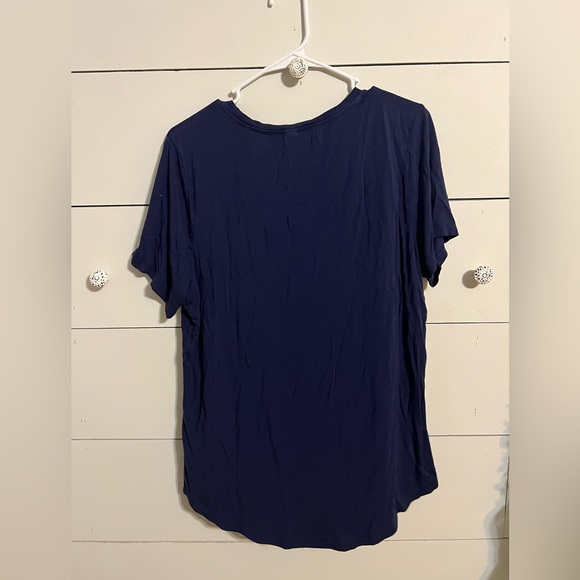 Luxe Tee - Picture 2 of 3